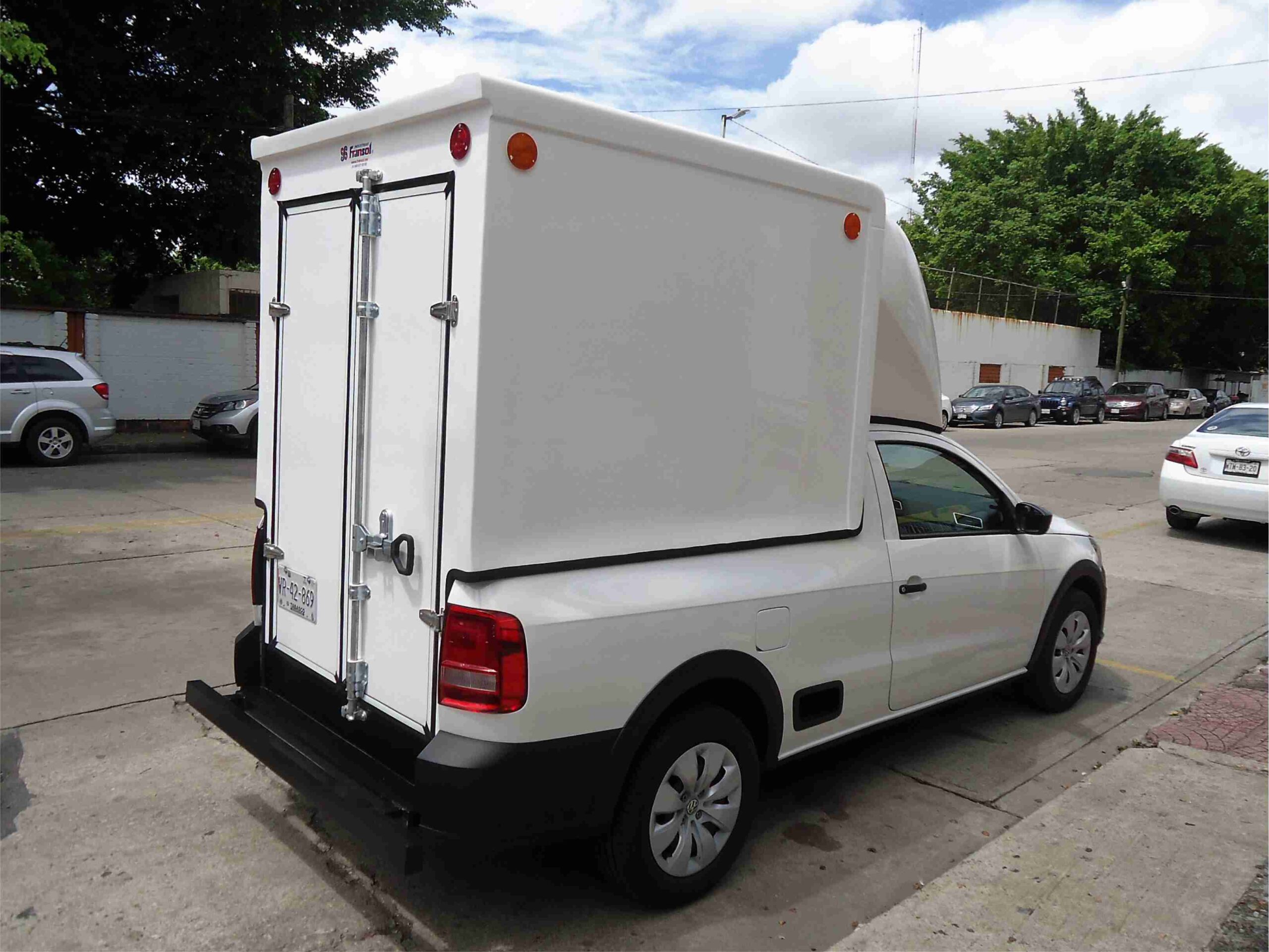 camper delfin saveiro tipo caja 1
