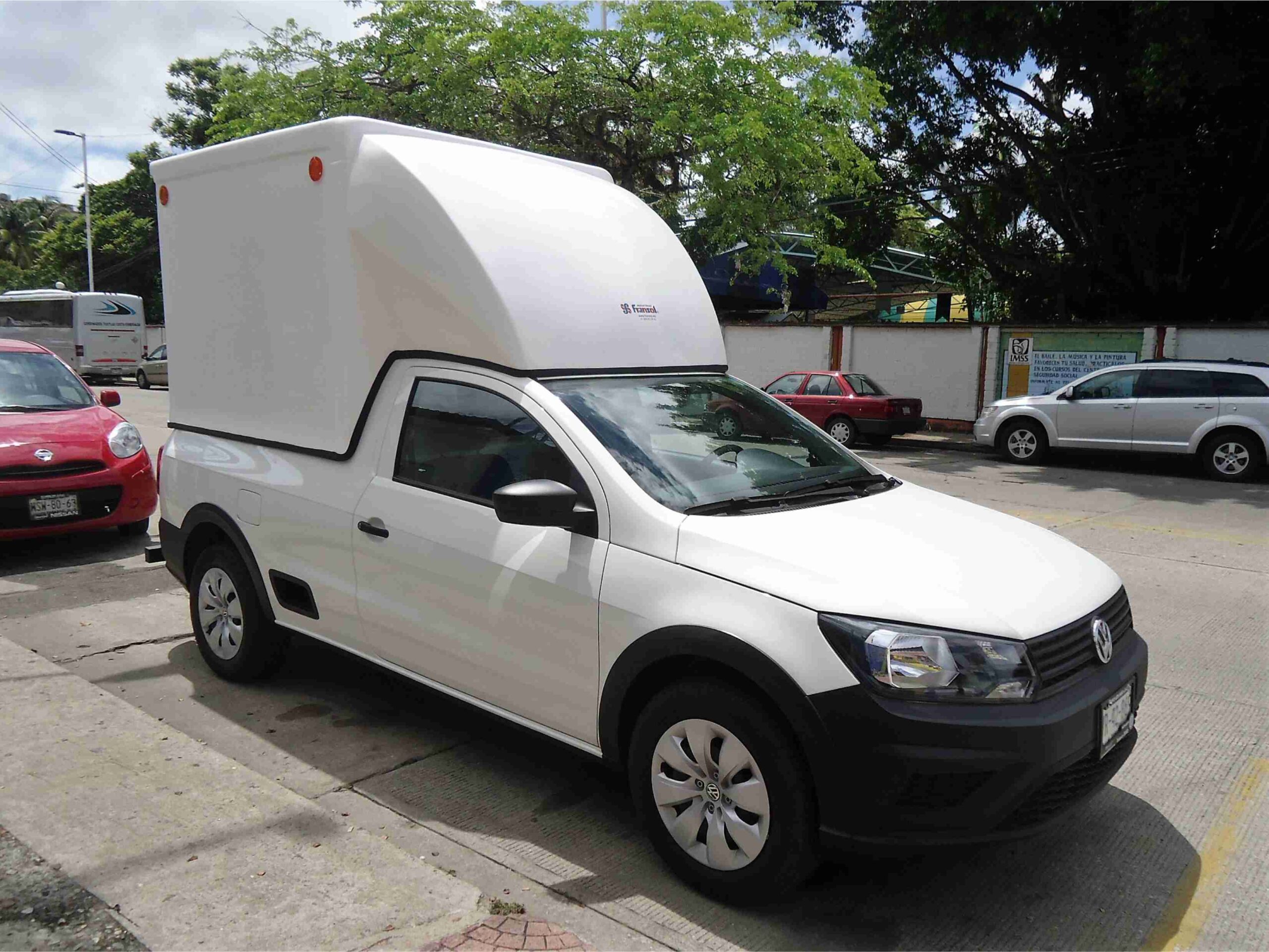 camper delfin saveiro tipo caja 2