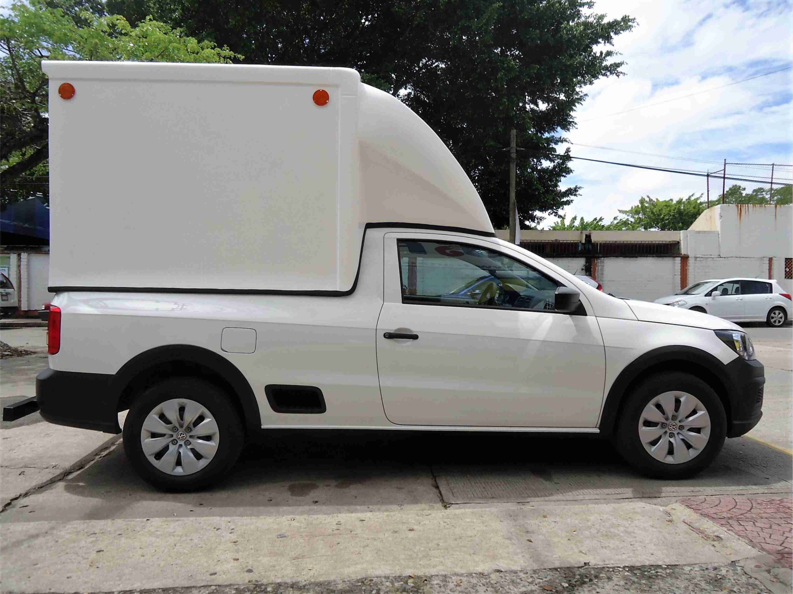 camper delfin saveiro tipo caja 4