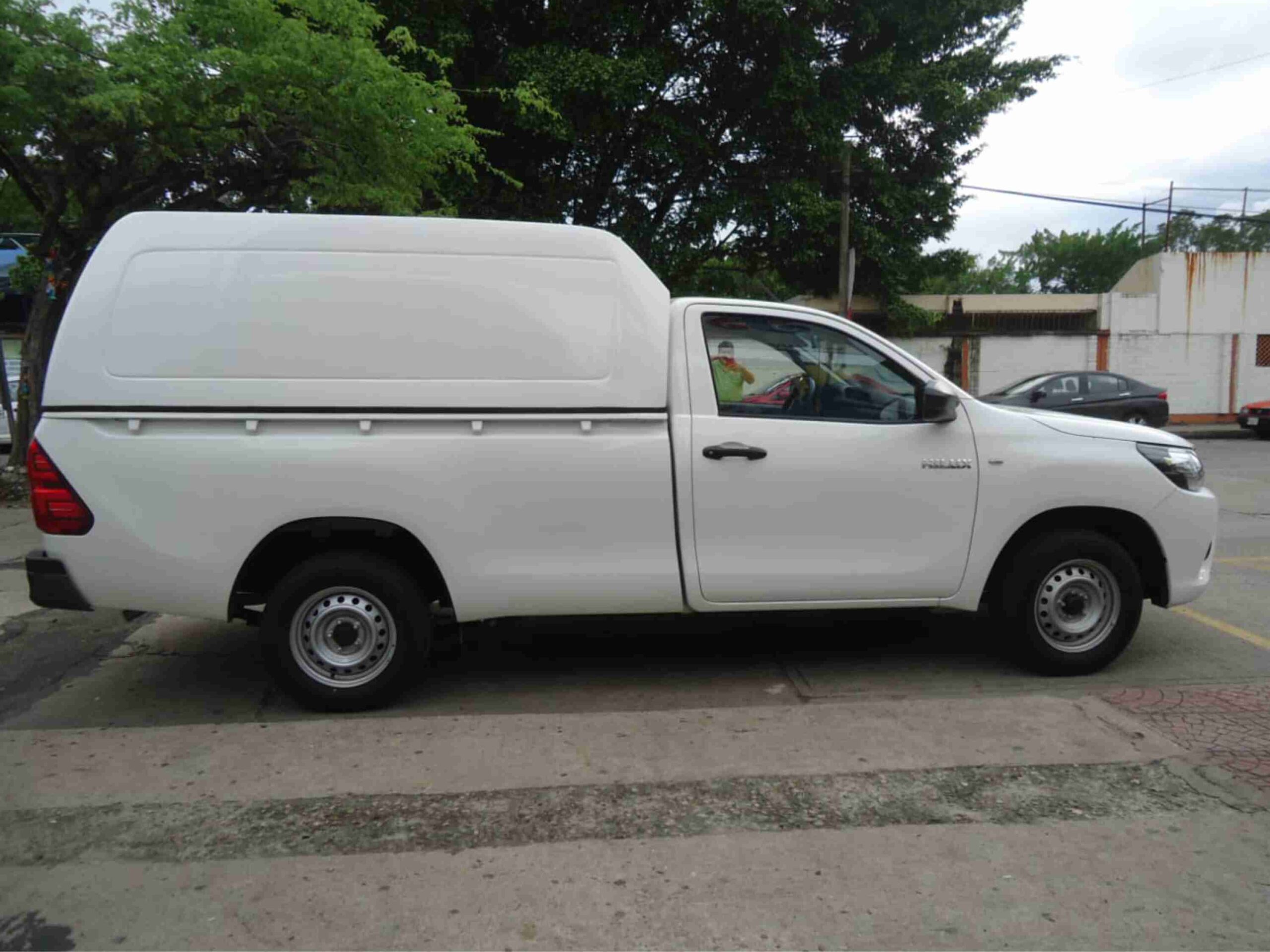camper bufalo larga sellada hilux (2)