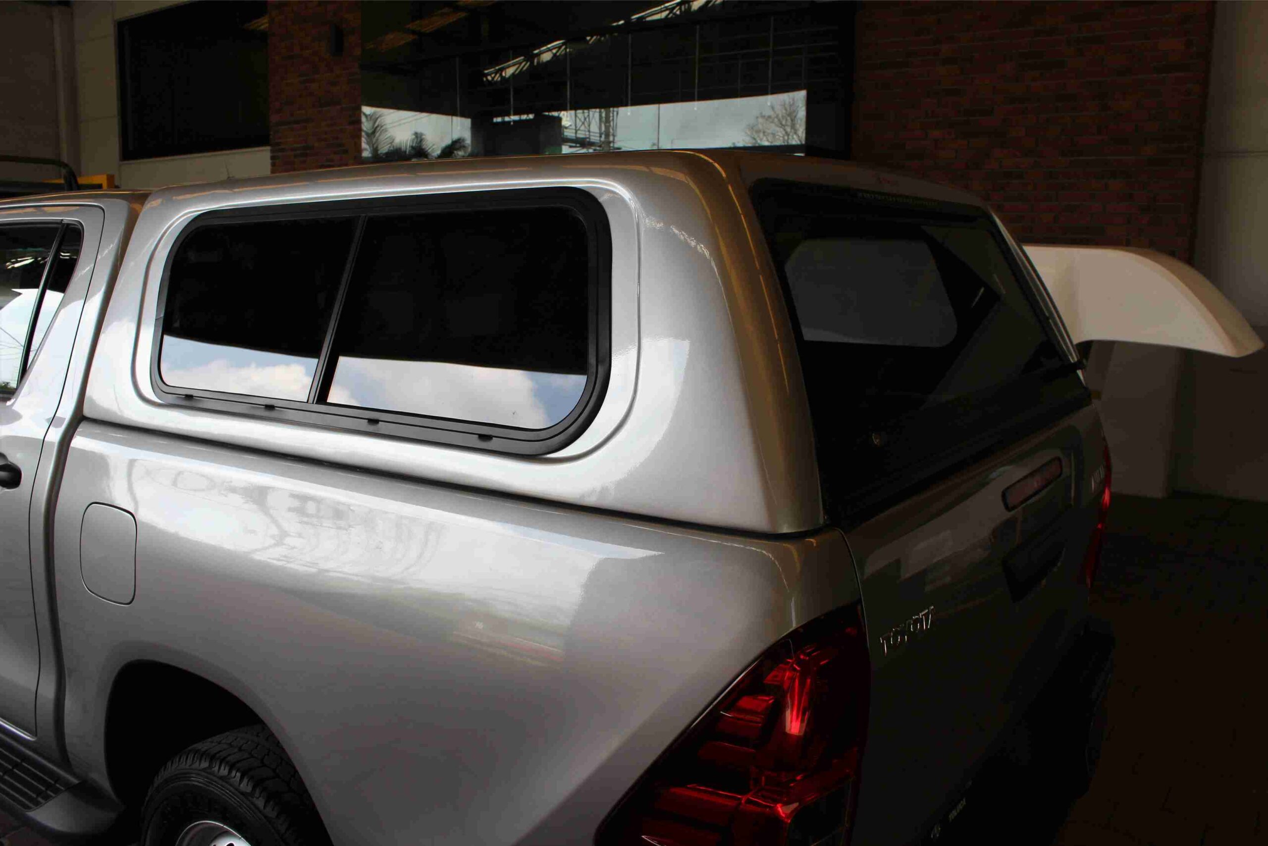 camper futura para toyota hilux (2)