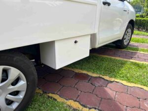 caja porta herramienta carroceria seca fibra de vidrio (2)